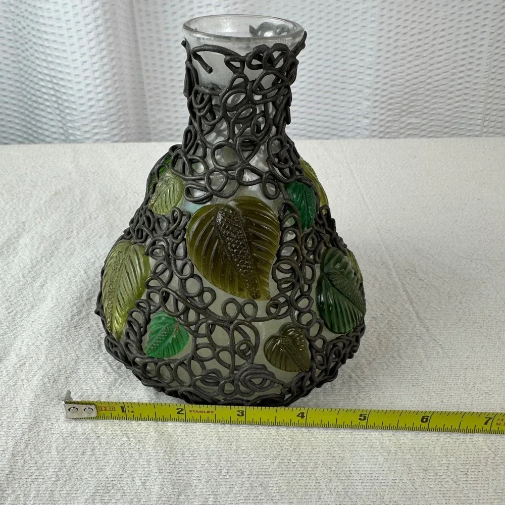 Vintage Art Glass Vase Metal Filigree‎ Overlay Leaf Design Studio Decor